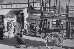 Untitled (Peiping), 1948 Henri Cartier‐Bresson © Fondation Henri Cartier-Bresson / Magnum Photos