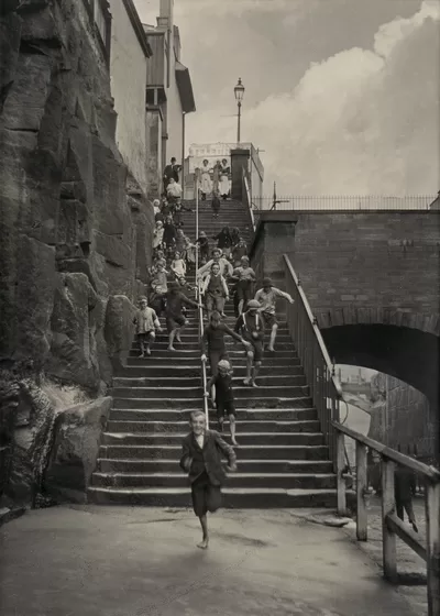 Harold Cazneaux - Fairy Lane steps (1910).