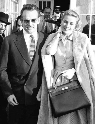 Prince Rainier, Grace Kelly and her Hermés Kelly bag