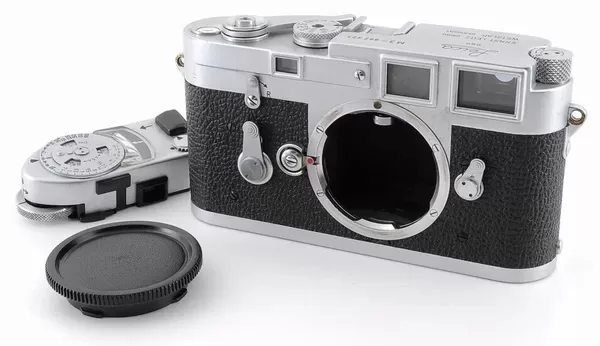 Leica M3 film camera