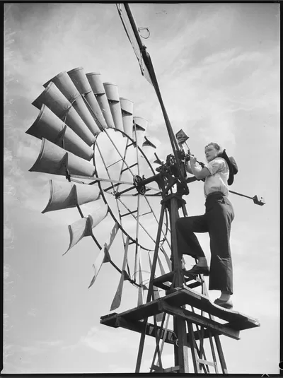 Linda Malden, 1944 by Norman Herfort