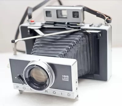 Polaroid Land Camera Model 195