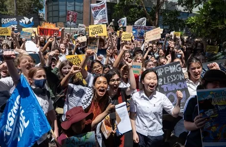 Sydney Strike. Photo by @Zebedeeparkes