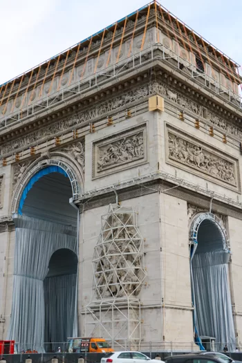 Christo's L'Arc de Triomphe, Wrapped