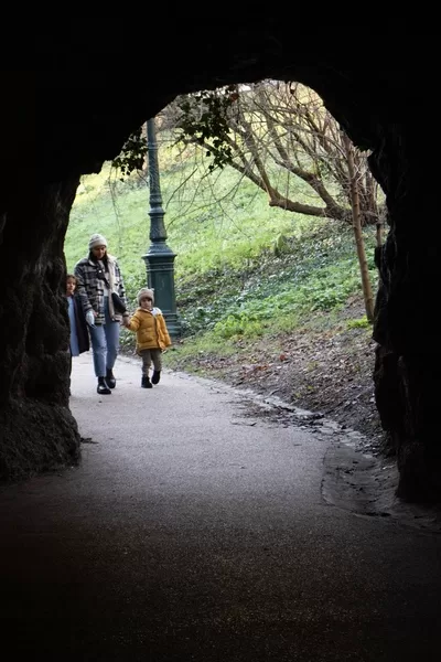 Parc des Buttes Chaumont, Paris © Mark Anning photo 2022