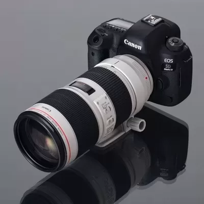 Canon 5dMkIV 70-200mm lens