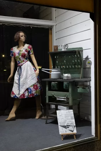 1940s Woman cooking