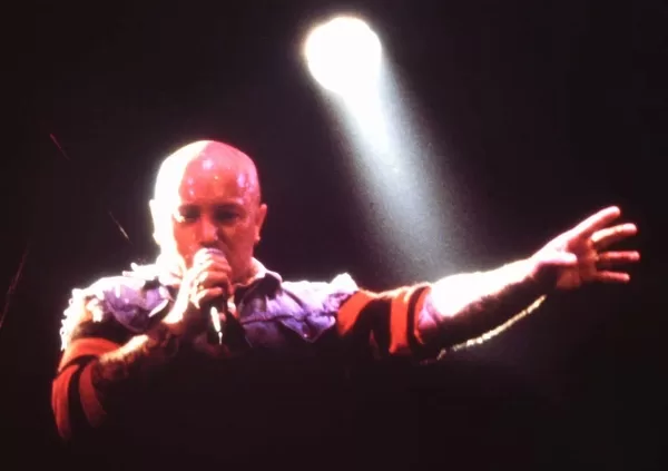 Angry Anderson, Rose Tattoo