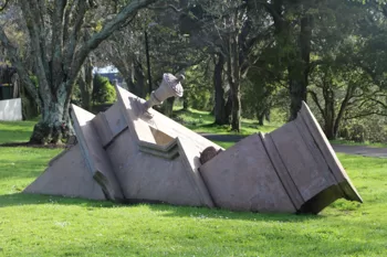 John Radford sculptor in Auckland, New Zealand