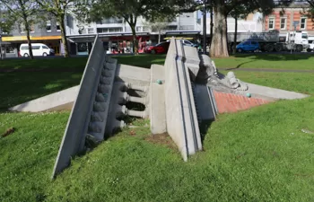 John Radford sculptor in Auckland, New Zealand