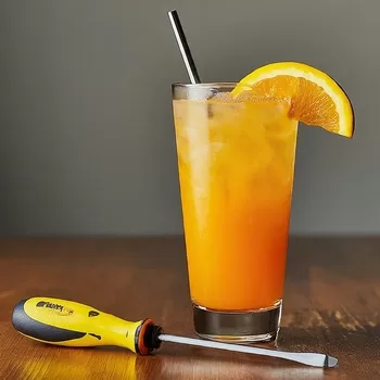 Screwdriver cocktail